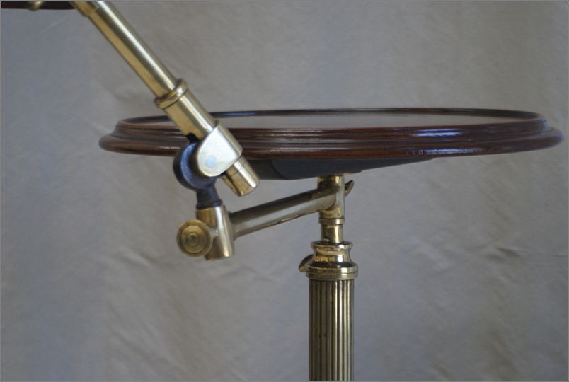 7015 Antique Reading Table by Leveson London (6)